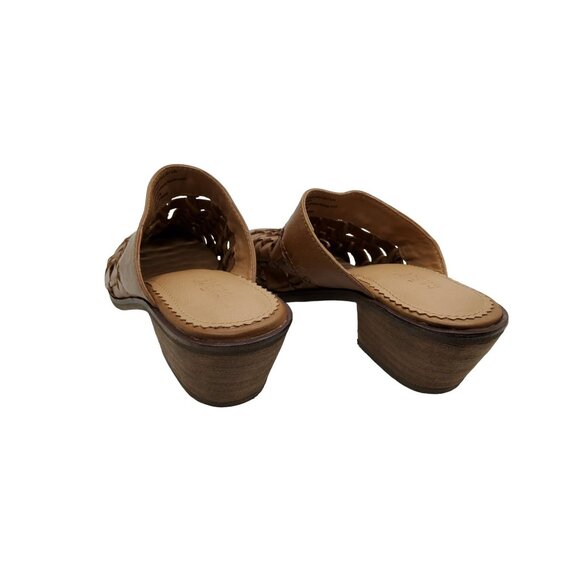 crevo womens "lavender" leatherslide on 2" heel sandals. - Picture 5 of 6